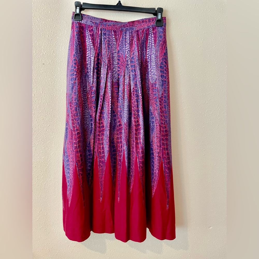 Vintage Sabine Sport Pleaded Skirt 100% Rayon, size 8